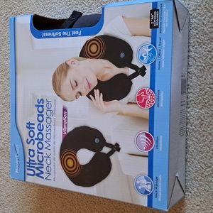 Health Touch neck massager, comes with batteries/ BUNDLE ONLY
